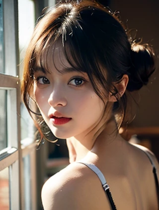 女篮比赛即时比分与湖人队员名单及照片：篮球场上的光影交错